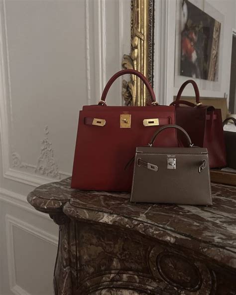 kelly de hermes représente|Hermes kelly style dictionary.